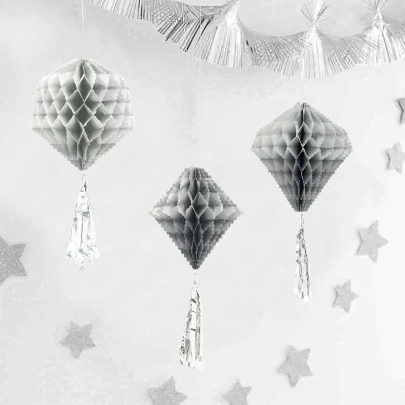 Honeycomb with Tassel Decortion- Grey 3pc NIS Traders